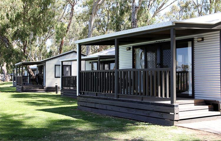 Cohuna Waterfront Holiday Park Luaran gambar
